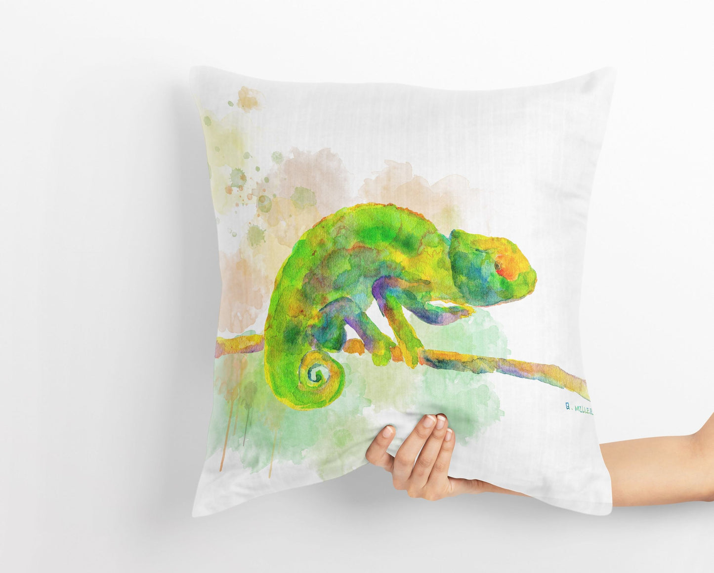 A Green Chameleon Cute Pillow Cases, Pillow Cases For Kids, Animal Pillow, Artist Pillow, Green Pillow Cases, Fashion, Nursery Decor