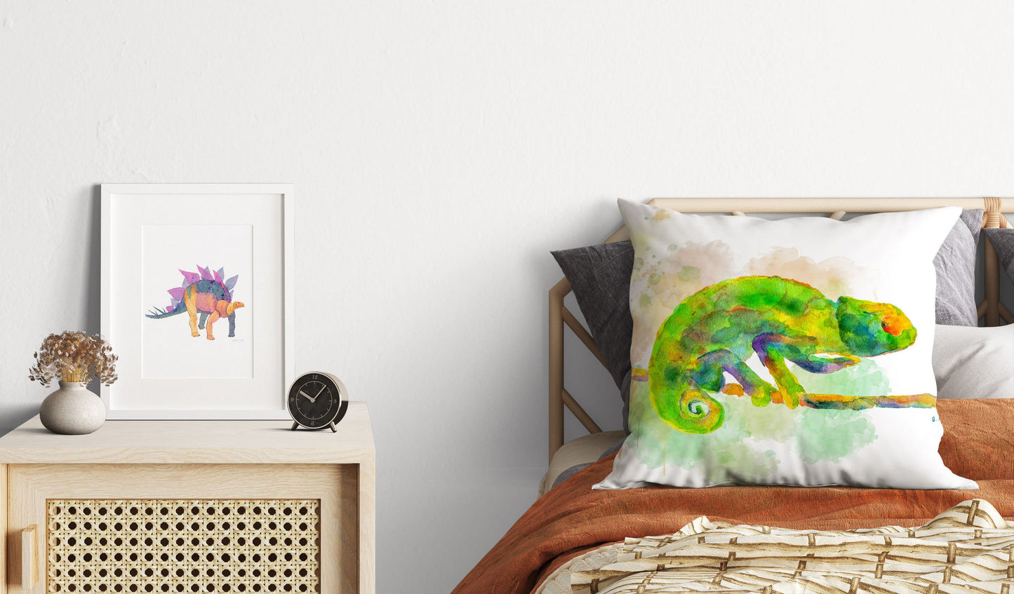 A Green Chameleon Cute Pillow Cases, Pillow Cases For Kids, Animal Pillow, Artist Pillow, Green Pillow Cases, Fashion, Nursery Decor