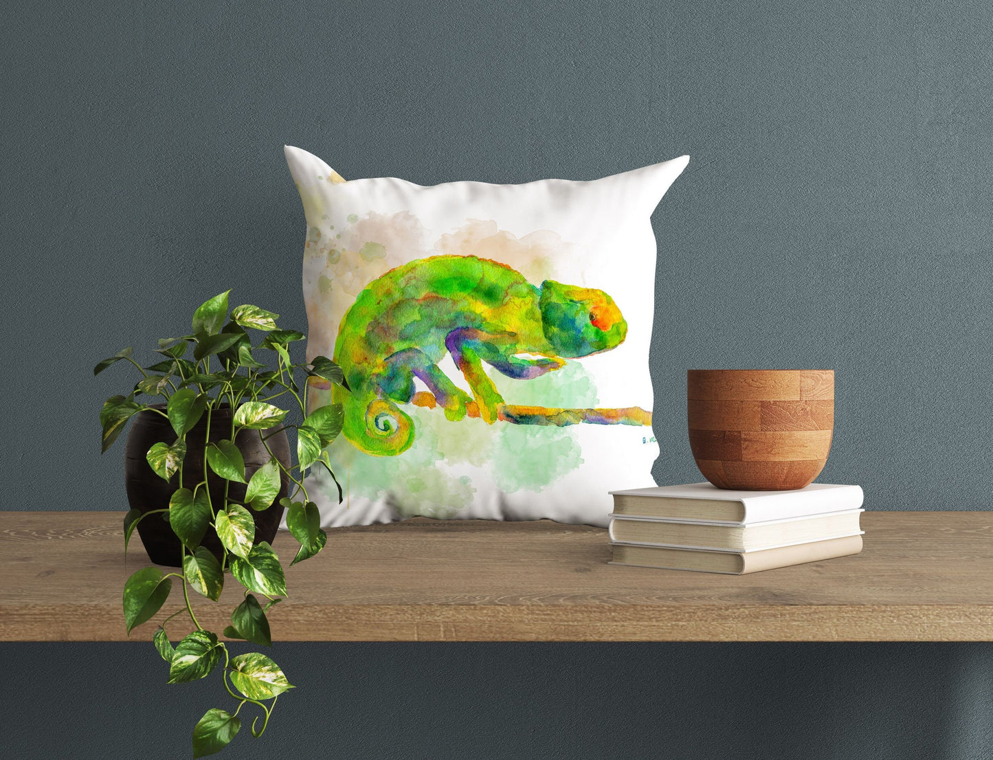 A Green Chameleon Cute Pillow Cases, Pillow Cases For Kids, Animal Pillow, Artist Pillow, Green Pillow Cases, Fashion, Nursery Decor