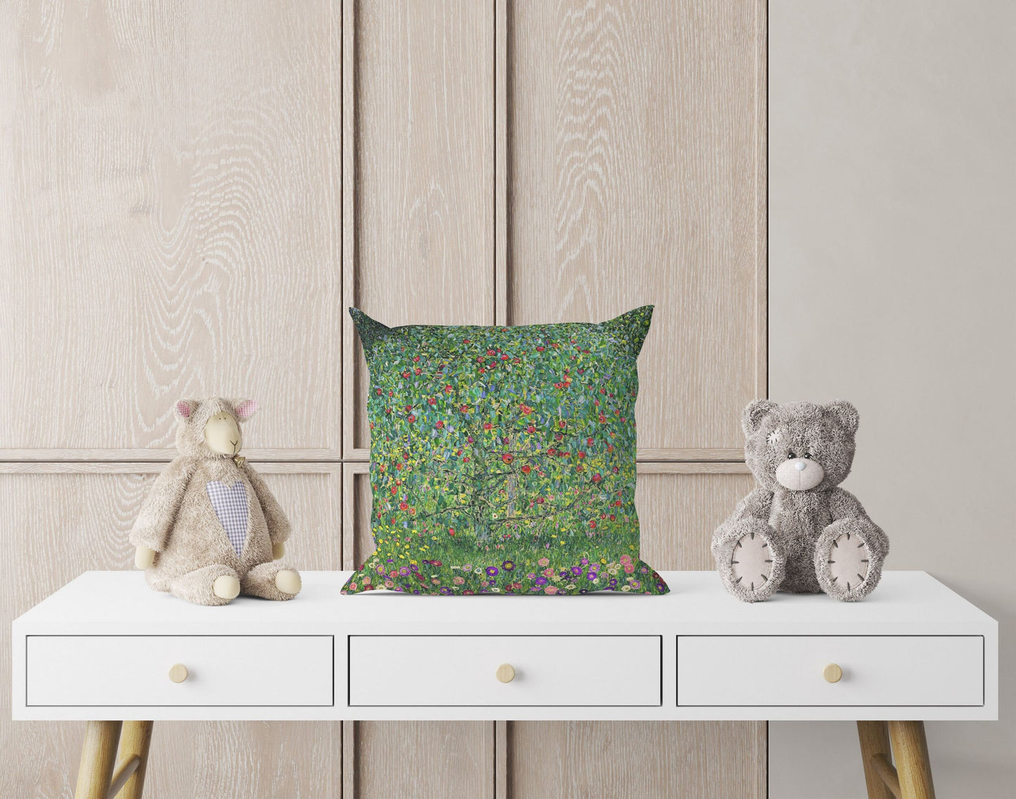 Gustav Klimt Famous Painting, Throw Pillow Cover, Abstract Throw Pillow Cover, Artist Pillow, Green Pillow Cases, 22X22 Pillow Cover